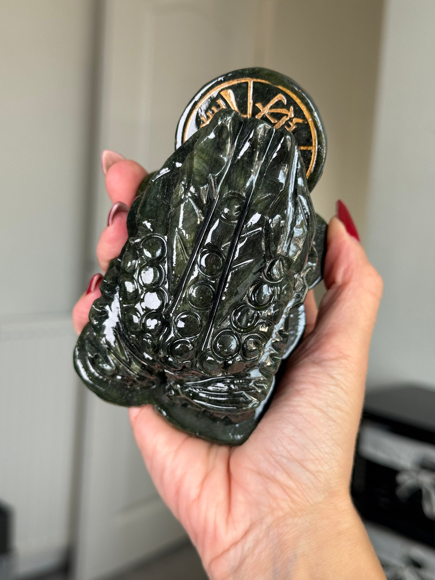Green Jade Money Frog With Spinning Coin
