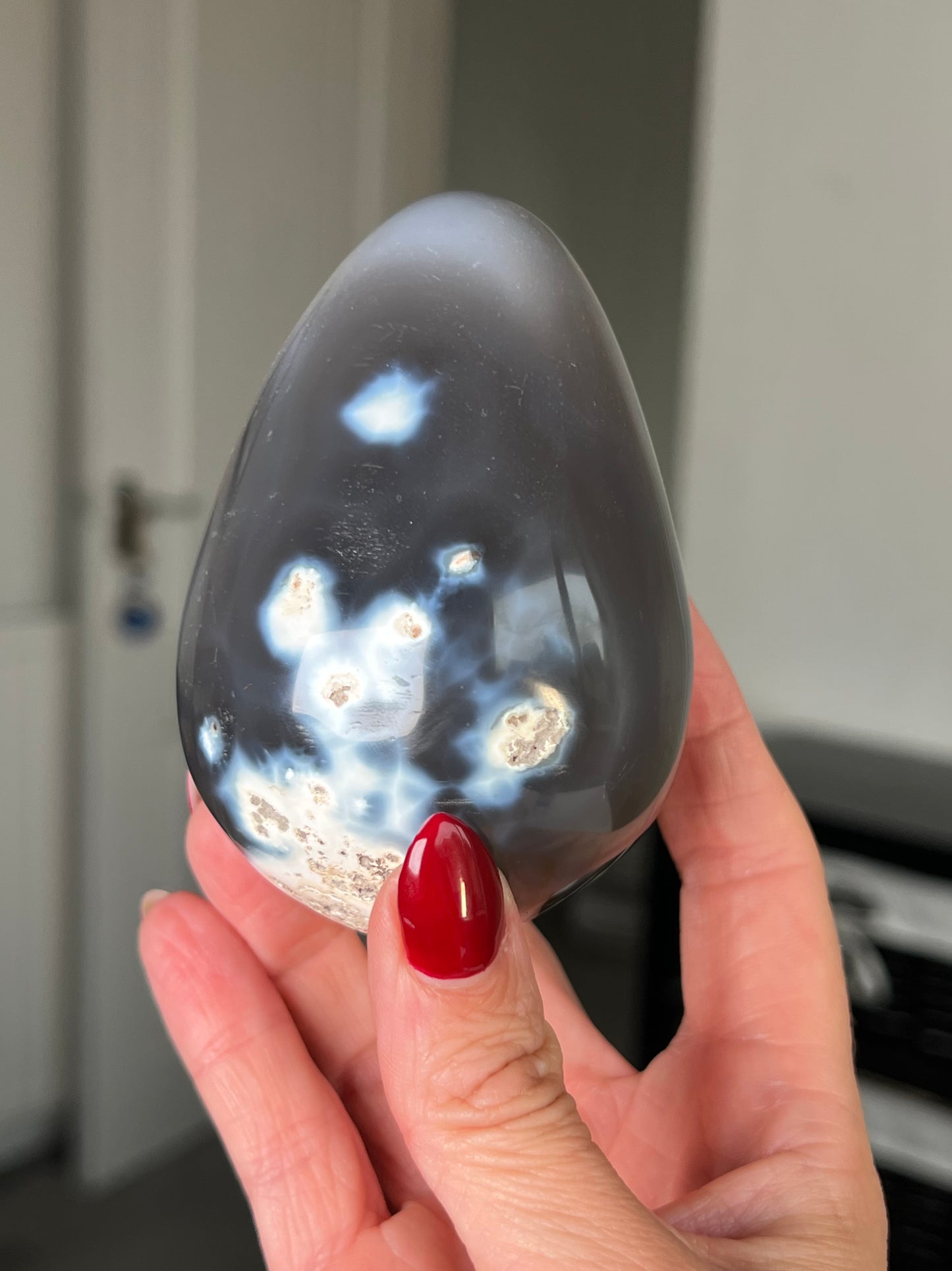 Orca Agate Egg With Stand