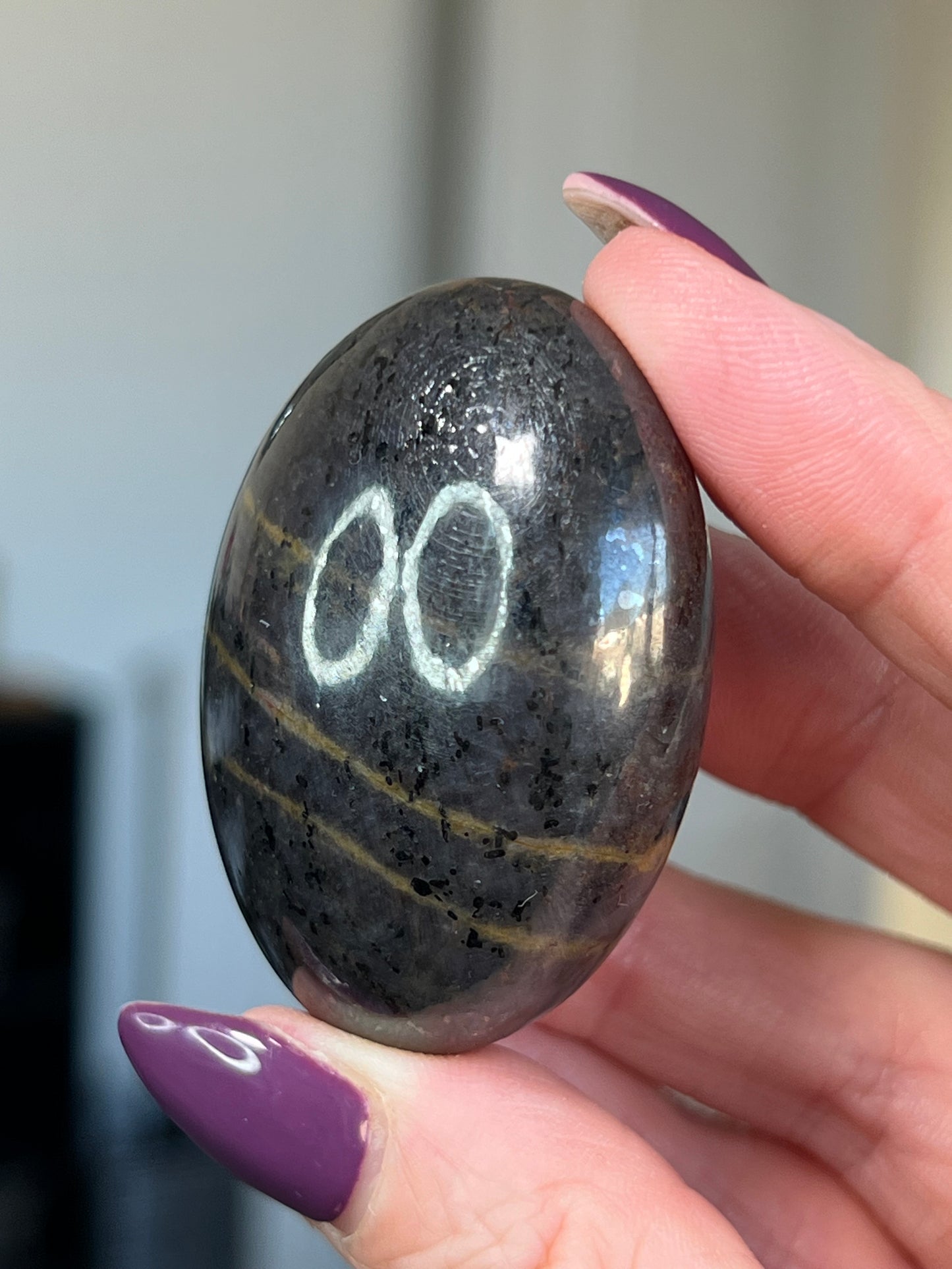 Star Ruby Palm Stone