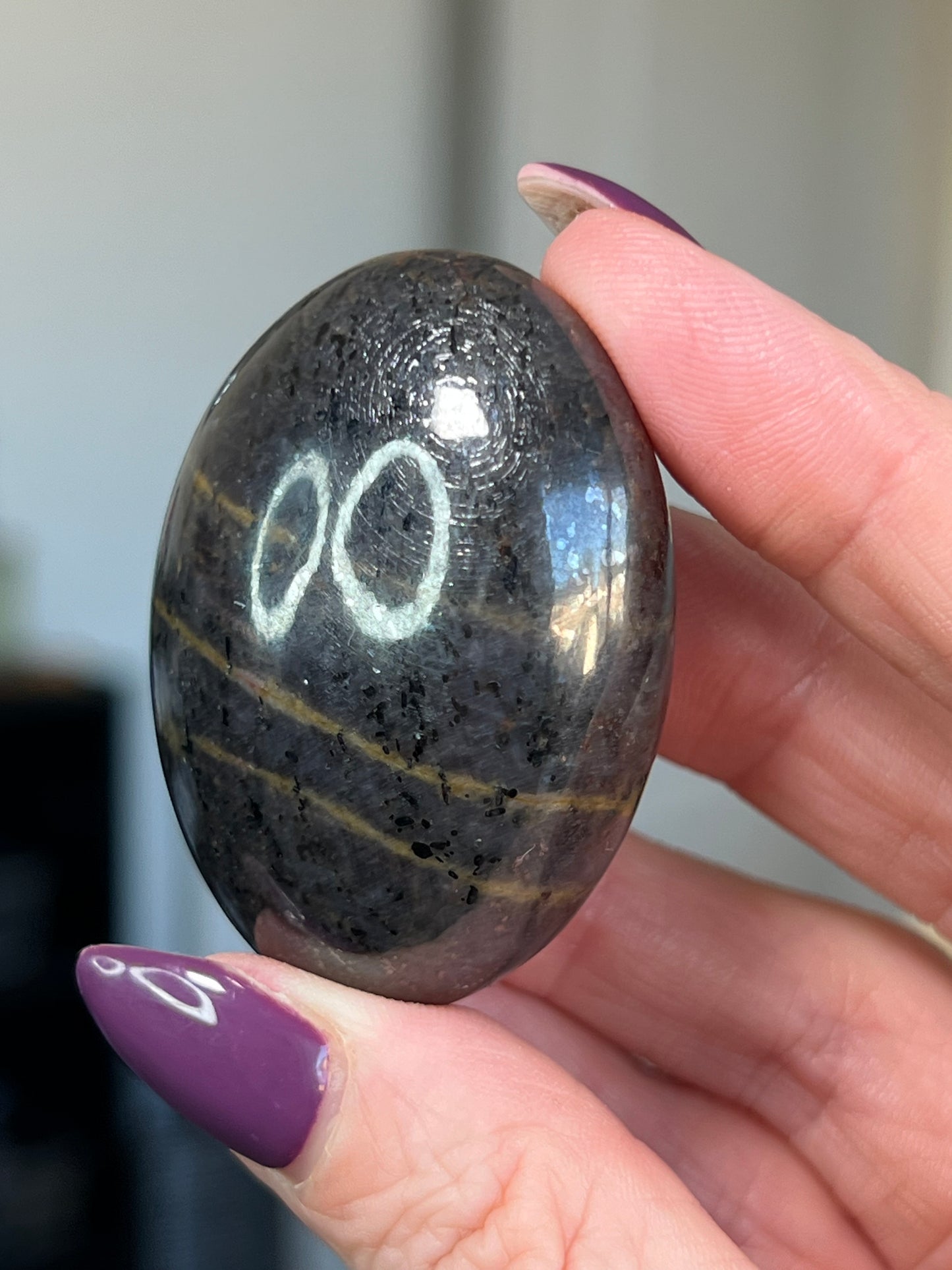Star Ruby Palm Stone