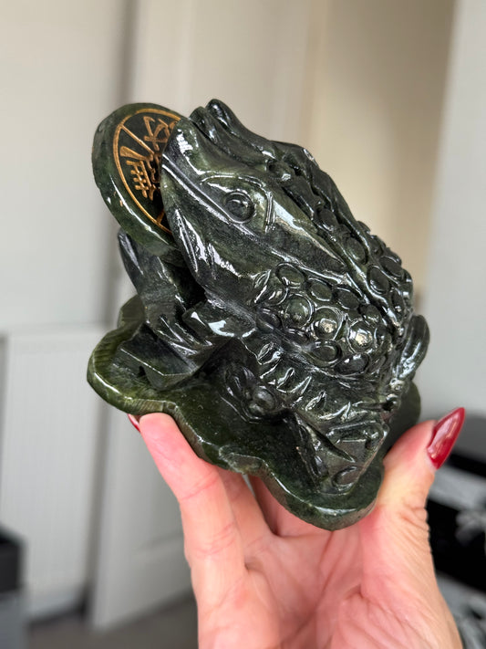 Green Jade Money Frog With Spinning Coin