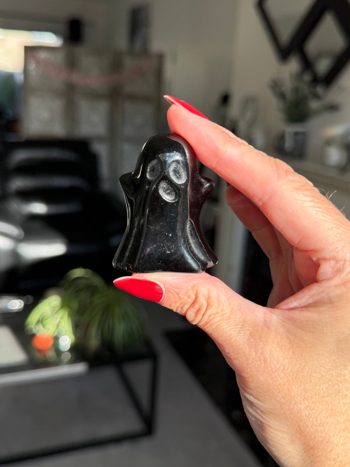 Black Obsidian Ghost