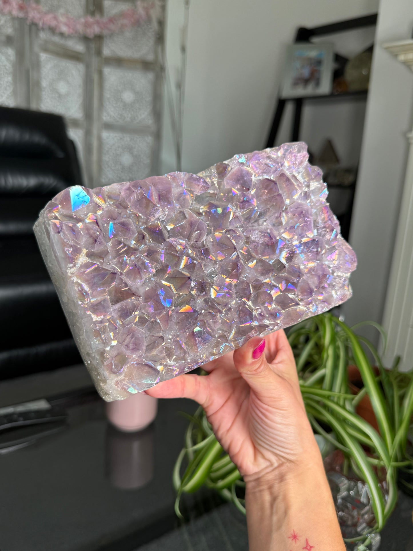 Statement Aura Amethyst Brick