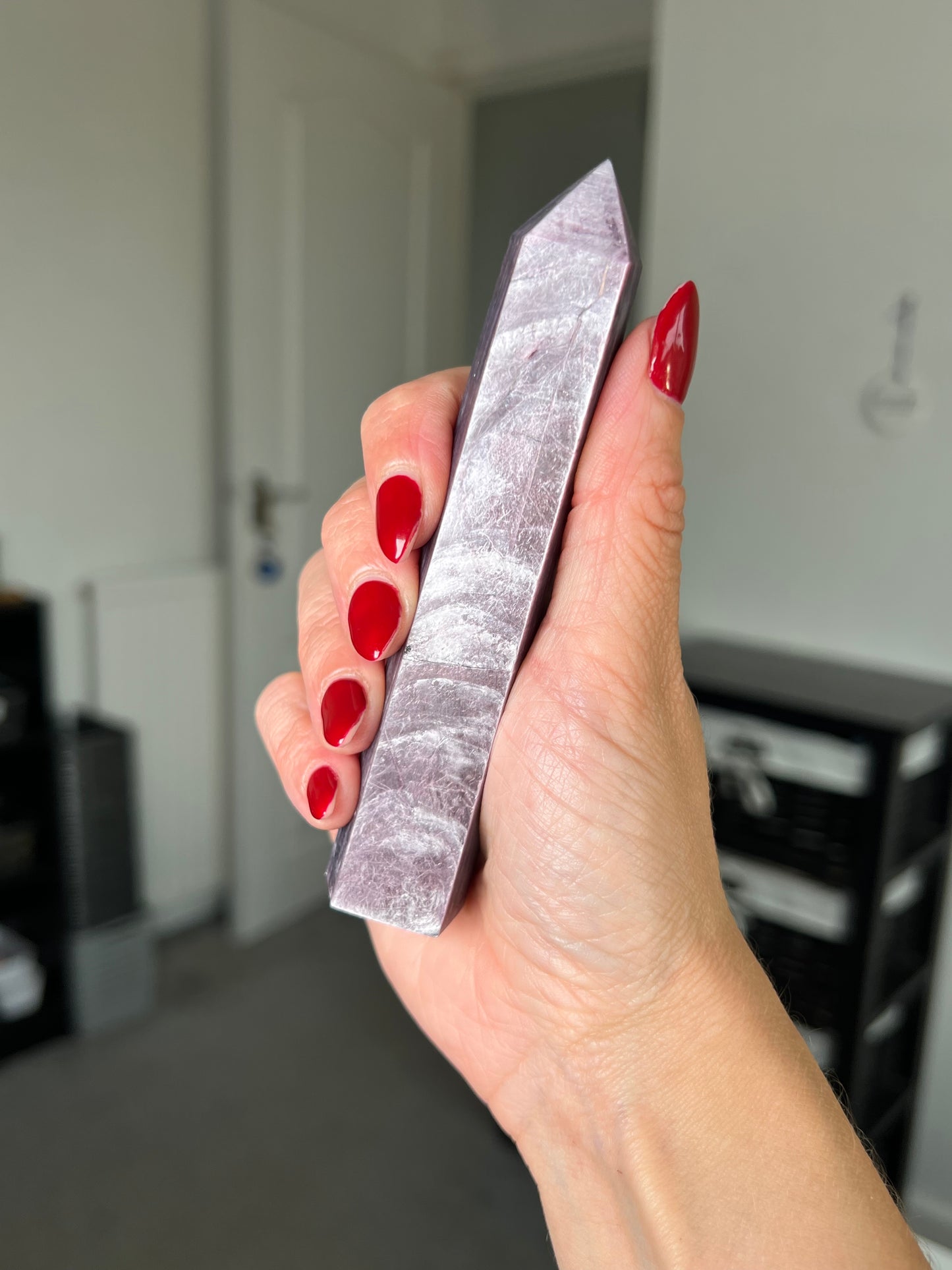 Gem Lepidolite Tower