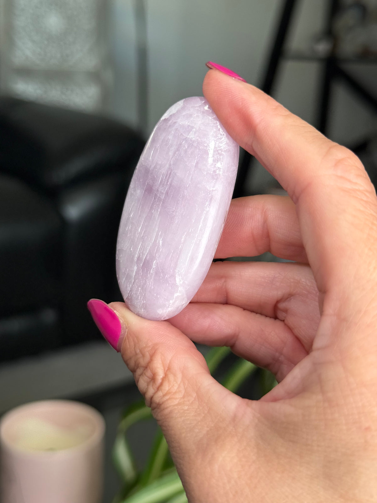 Kunzite Palm Stone