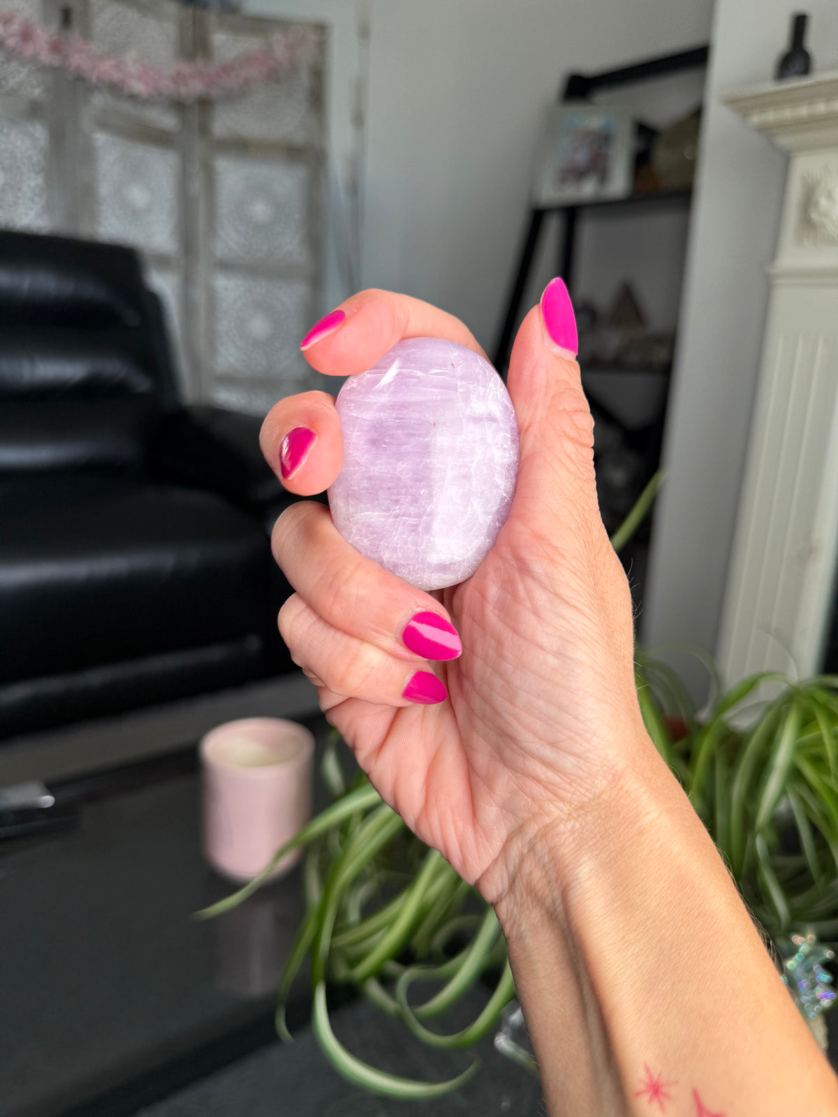 Kunzite Palm Stone