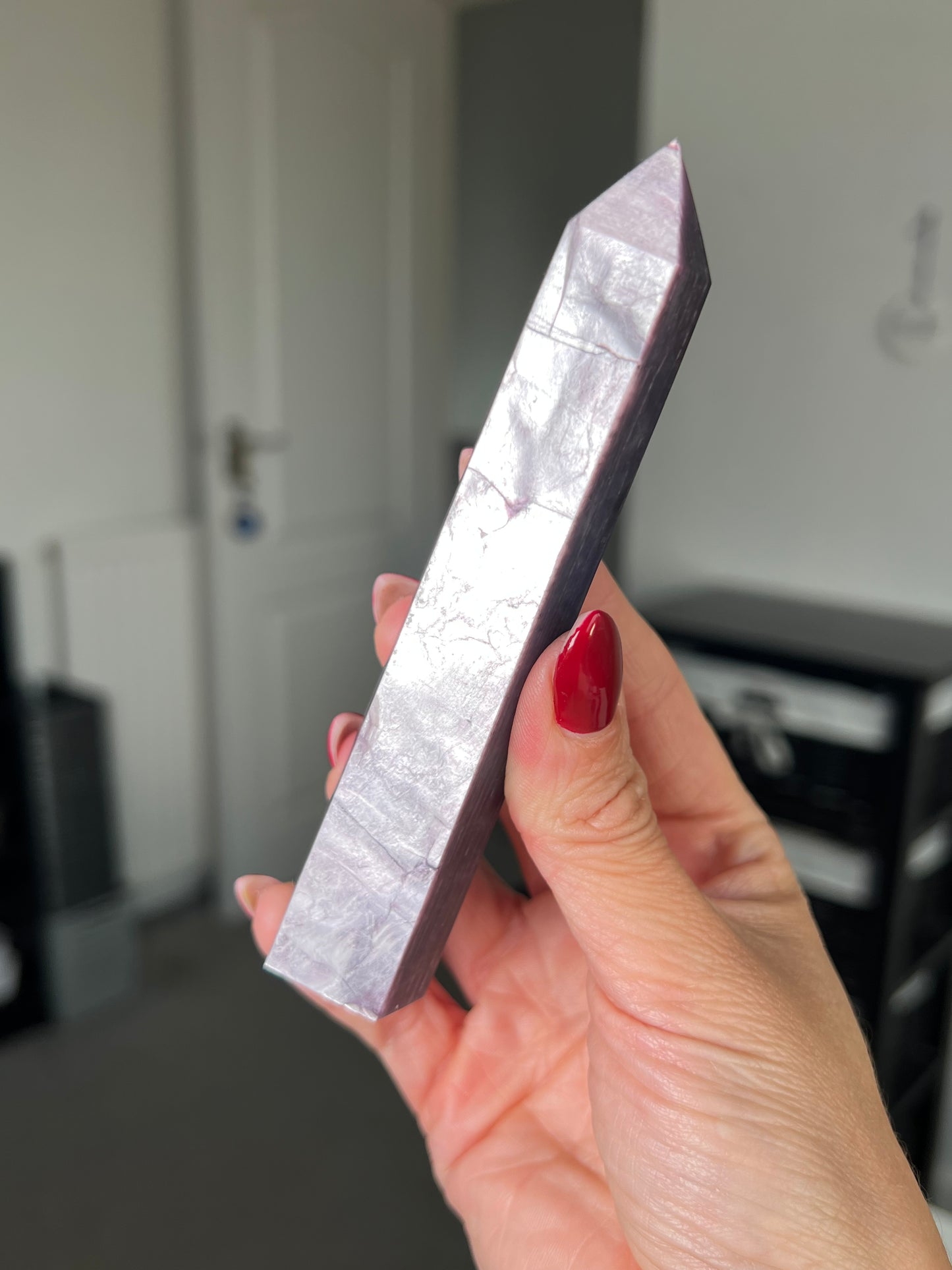 Gem Lepidolite Tower