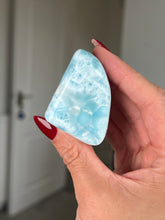 Load image into Gallery viewer, Larimar Freeform On Glass Stand
