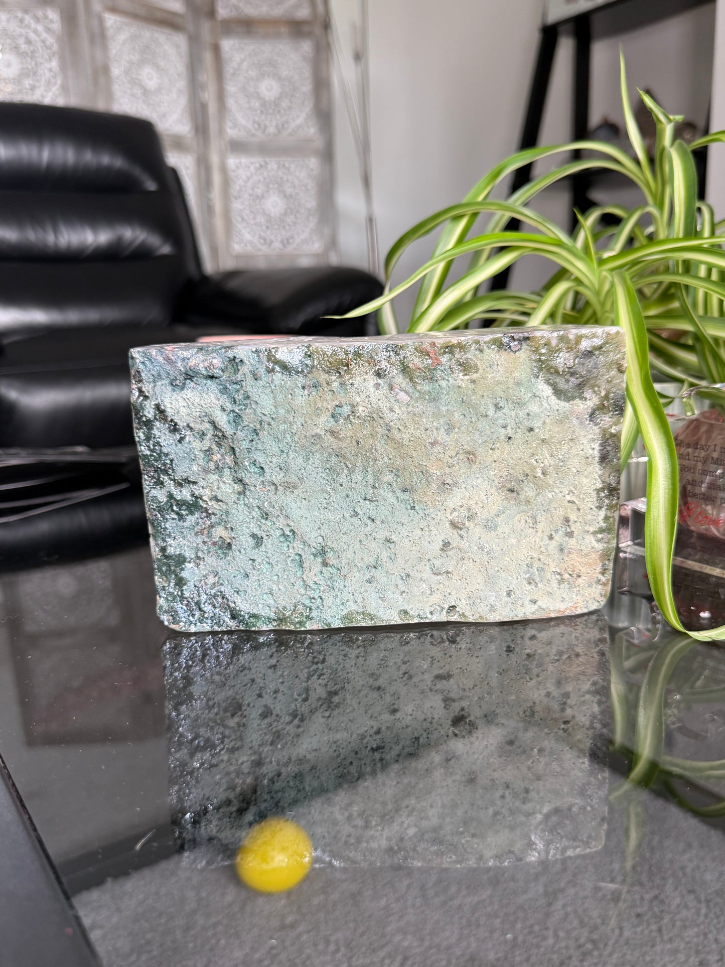 Statement Aura Amethyst Brick