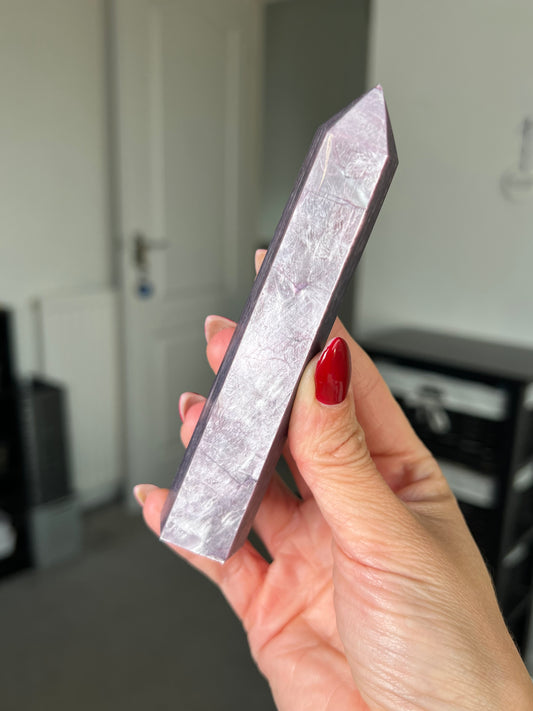 Gem Lepidolite Tower