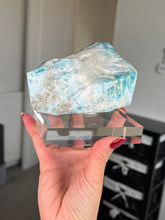 Load image into Gallery viewer, XXL Larimar Core On Glass Stand
