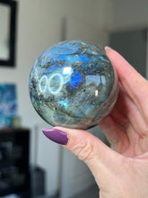 Load image into Gallery viewer, Labradorite Sphere With Stand
